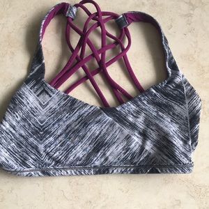 Lululemon sports bra